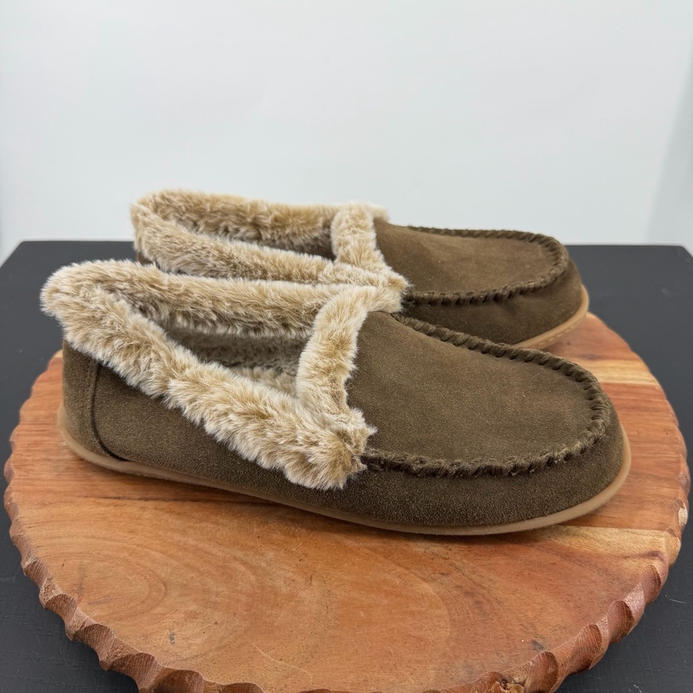 Minnetonka Berber Faux Fur Lined Suede Leather Indoor Outdoor Slip-On Slippers 9